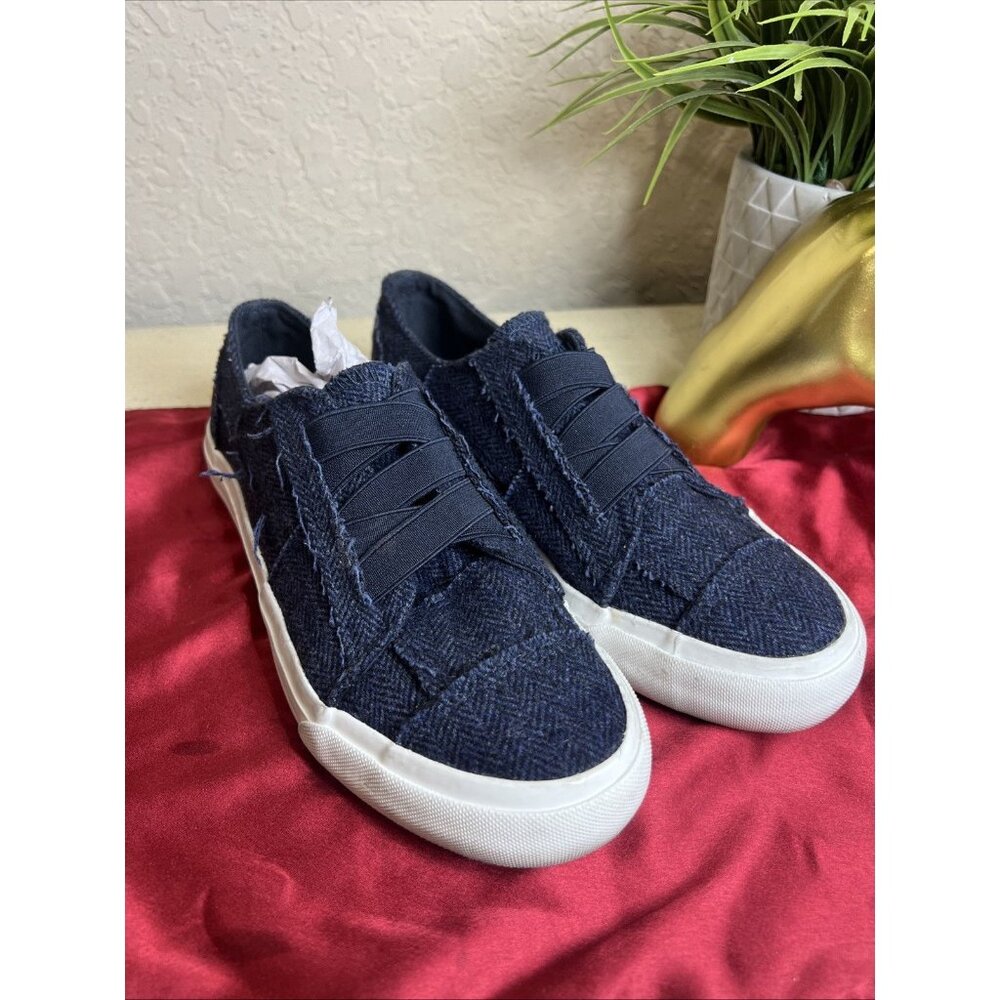 Women's Blowfish Malibu Play Solid Blue Slip On Sneakers Size 7